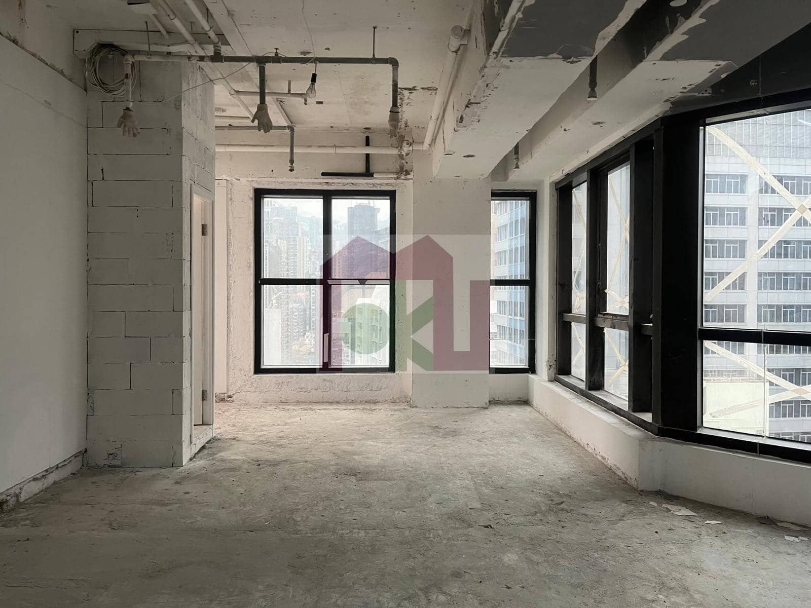 Tiffan Tower building or unit photo